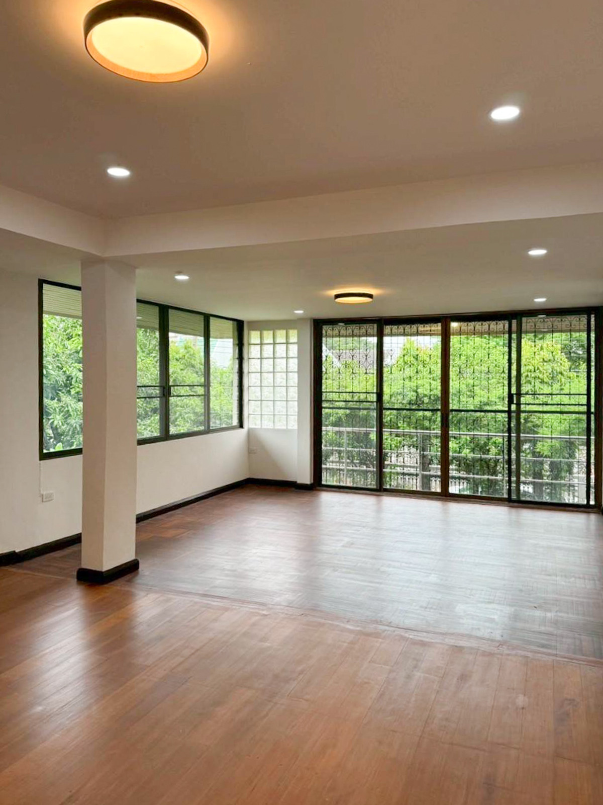 ขายบ้านรามคำแหง หัวหมาก : บ้านเดี่ยวขายพร้อมผู้เช่า ใกล้รถไฟฟ้า YL แยกลำสาลี ทะลุได้ทั้ง กรุงเทพกรีฑา - รามคำแหง - ลาดพร้าว 