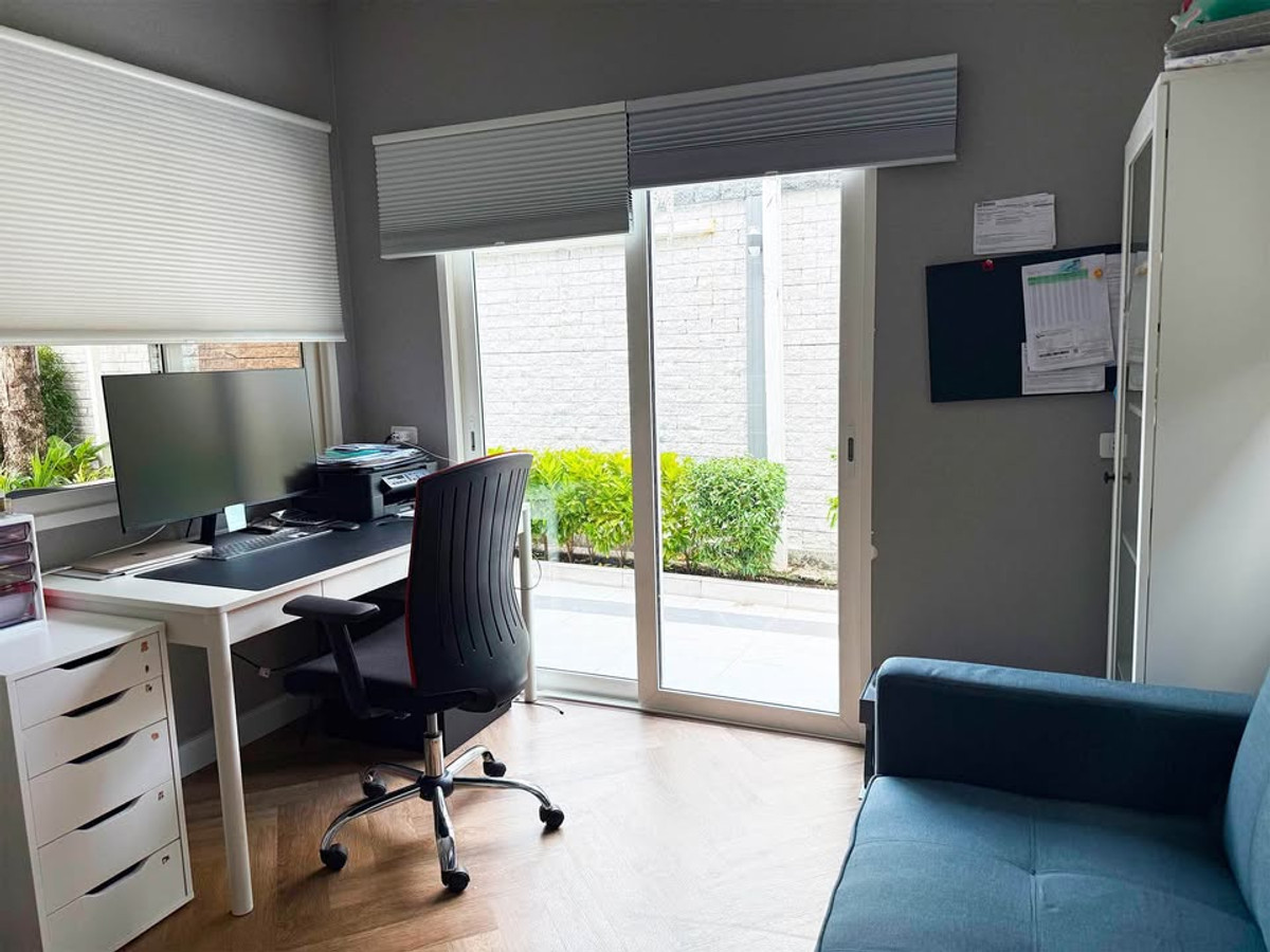 For SaleHousePattanakan, Srinakarin : K-6830 BEST DEAL🔥🔥 Urgent sale! Single house, Golden Village On Nut, Phatthanakan, ready to move in.