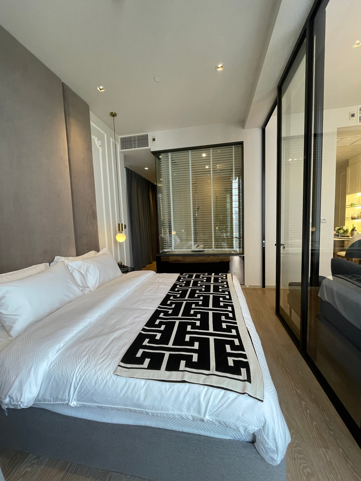 For SaleCondoSilom, Saladaeng, Bangrak : For sale✨ ASHTON SILOM: The Ultimate Legacy on Silom Road – 1BR XL (50.33 sq.m.) Condo that is more than just a residence, but is the 