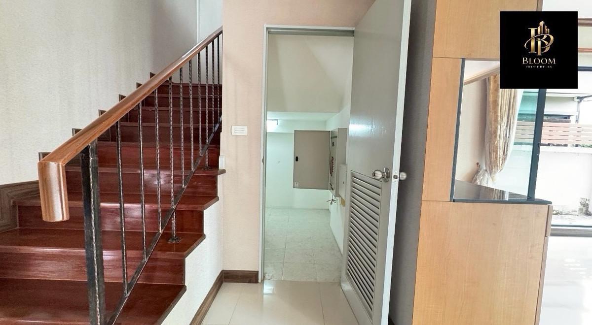 ขายบ้านนวมินทร์ รามอินทรา : ( 𝐅𝐨𝐫 𝐒𝐚𝐥𝐞 )🏠 Life bangkok boulevard Ramintra 105