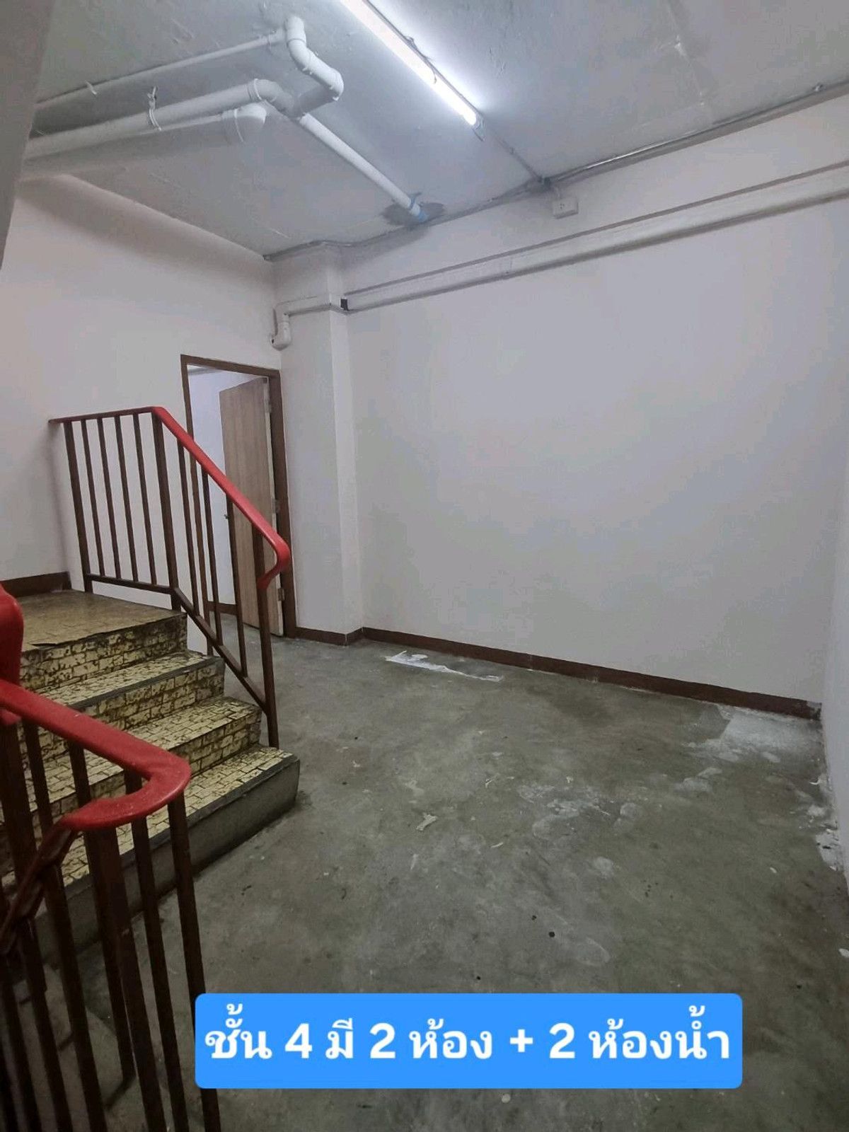 For RentShop HouseOnnut, Udomsuk : Commercial building for rent on the main road, near BTS Bang Chak.