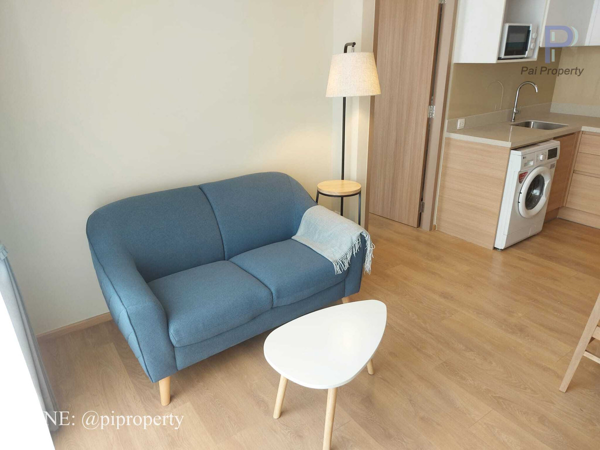 For RentCondoSukhumvit, Asoke, Thonglor : Fully furnished 1 Bedroom unit for rent in Phrom Phong. High floor with a unblocked view. Noble Around Sukhumvit 33.