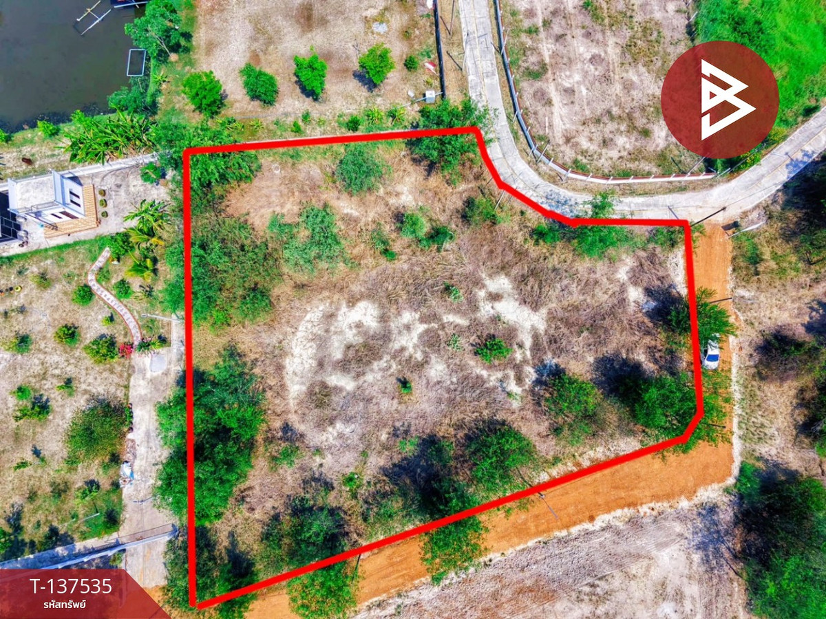 ขายที่ดินอุทัยธานี : ขายที่ดิน เนื้อที่ 1 ไร่ 20.1 ตารางวา ต.หนองฉาง อ.หนองฉาง จ.อุทัยธานี ทำเลดี ราคาถูก