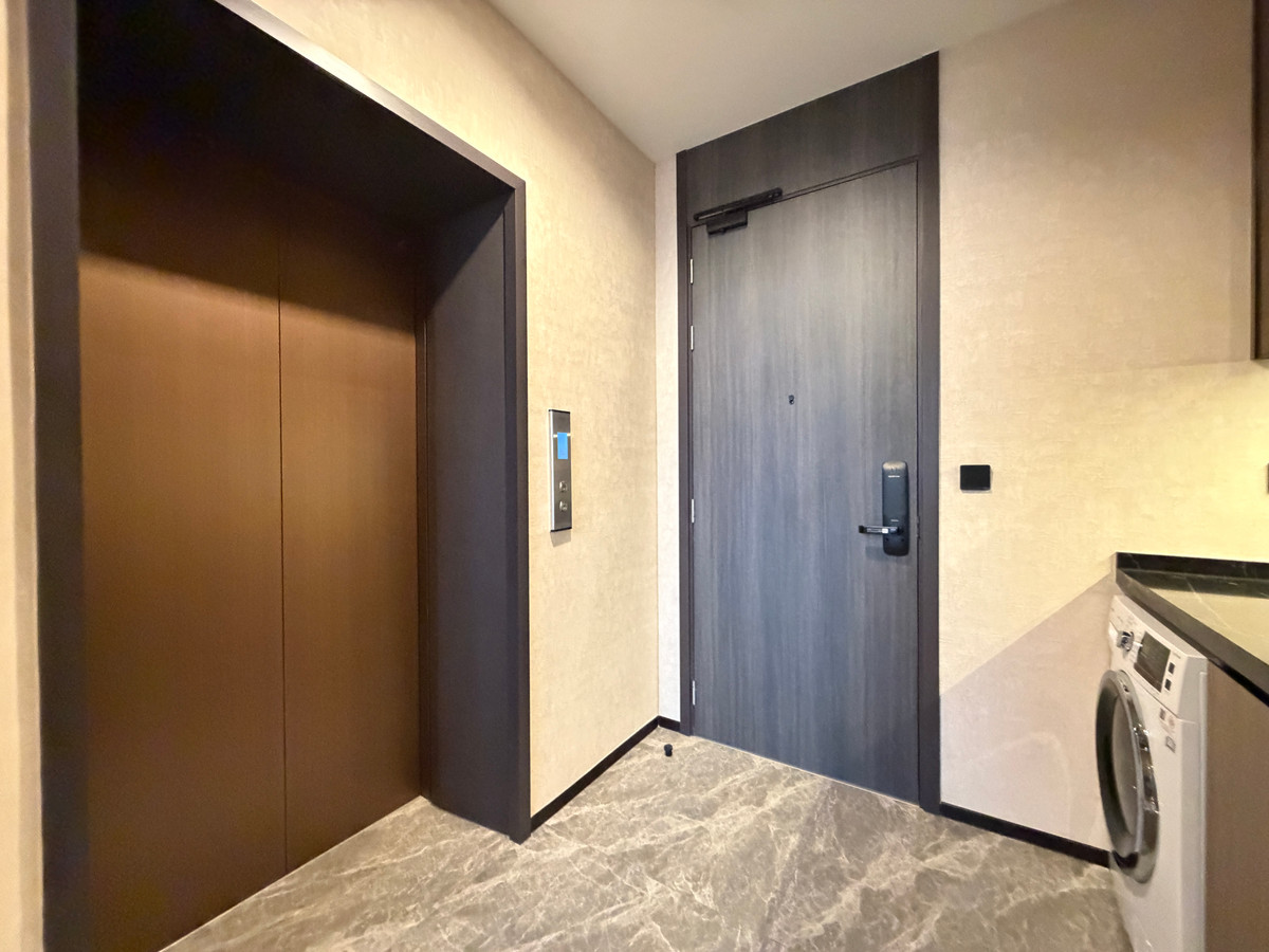 For SaleCondoSukhumvit, Asoke, Thonglor : 🔥🔥HOT DEAL ready to move in Completely decorated here There are various rooms to choose from🔥🔥