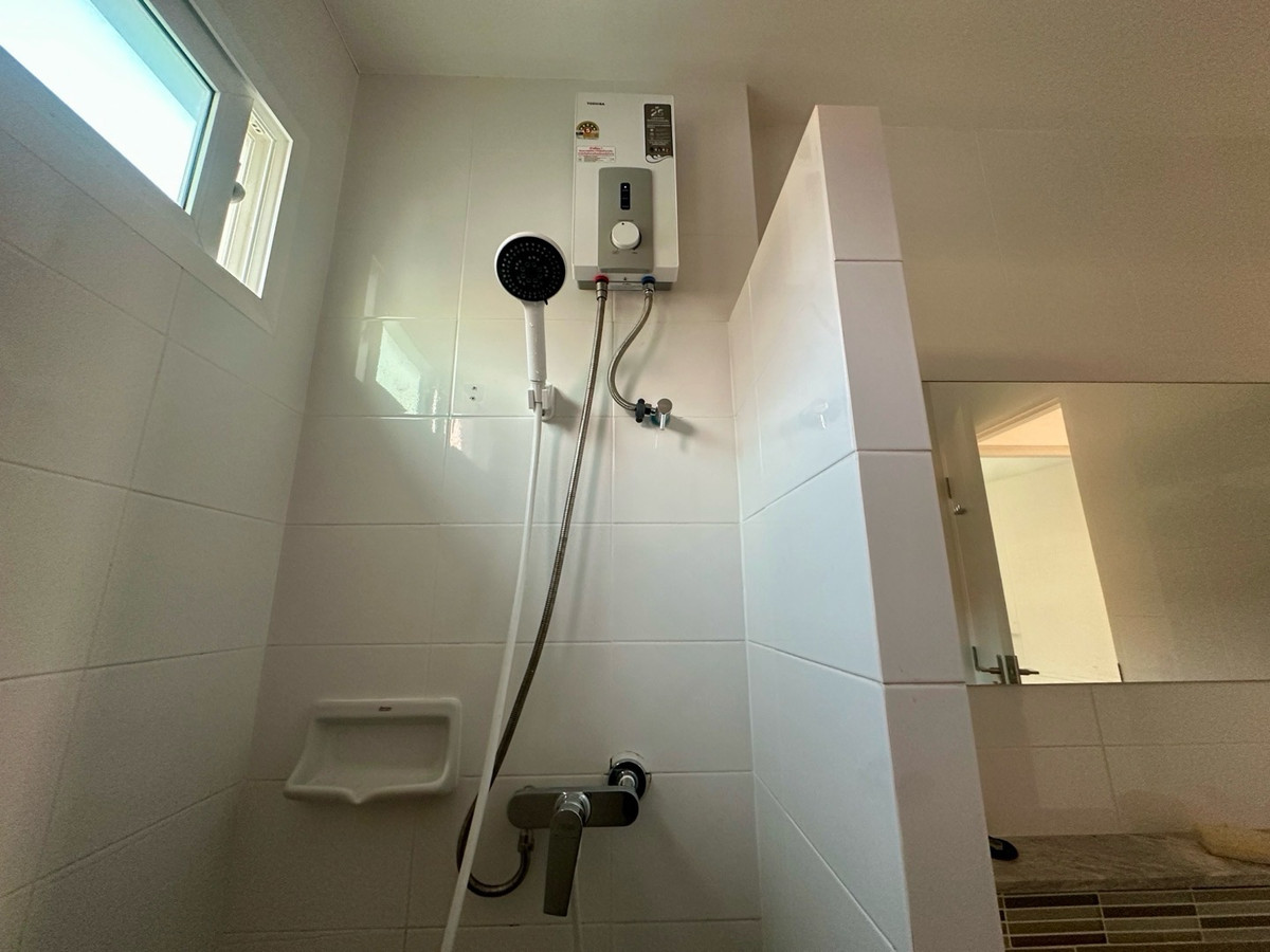 ให้เช่าบ้านลาดกระบัง สุวรรณภูมิ : 🐶 ย้ายเข้าได้ทันที! บ้านเดี่ยว 2 ชั้น พื้นที่กว้าง เลี้ยงน้องหมา-แมวได้ รับสัญญาเช่าระยะสั้น
