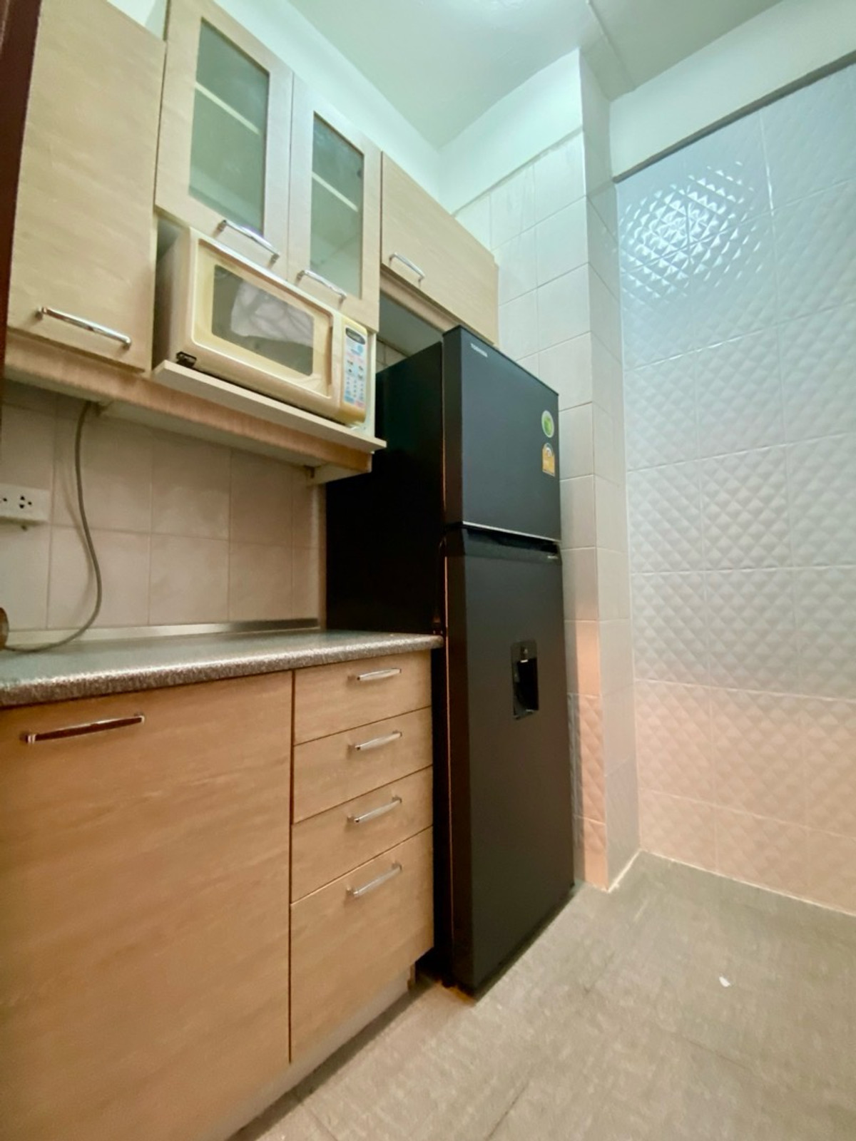 ขายคอนโดบางนา แบริ่ง ลาซาล : ขายคอนโด ชั้น1 มีสวน 2นอน 1น้ำ 58ตร.ม จอดรถ2คัน 