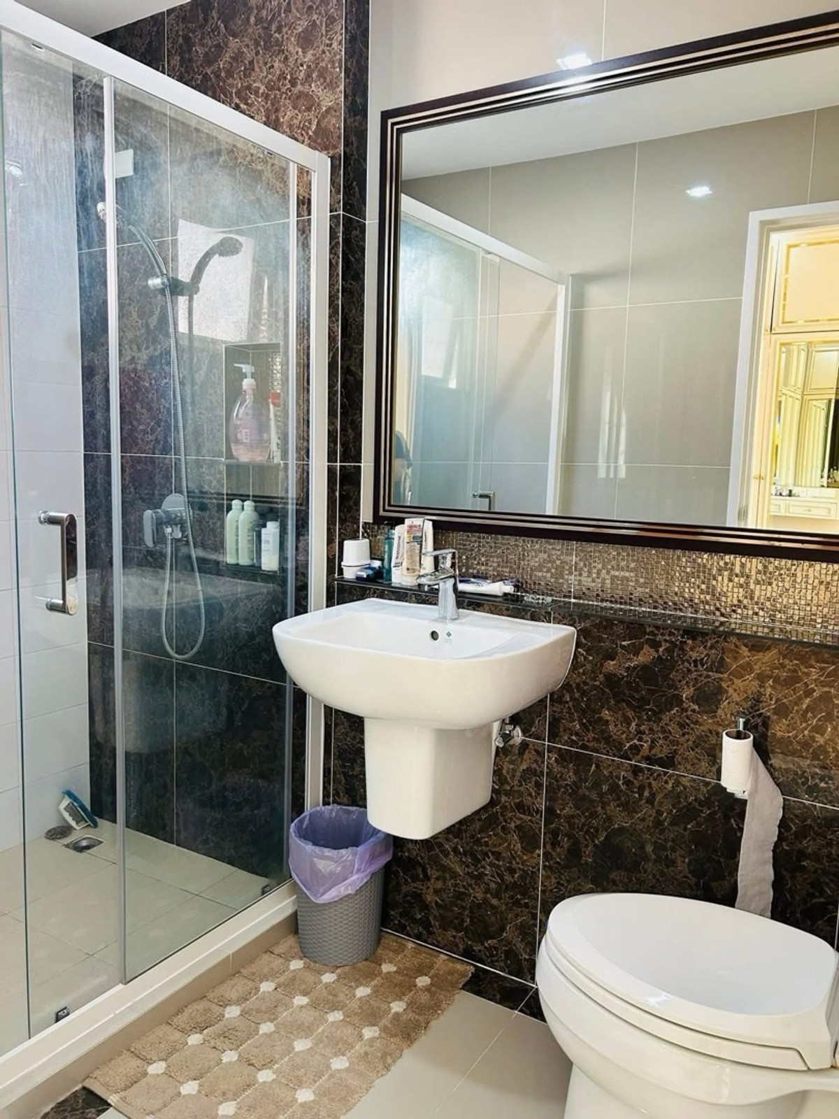 For RentThaphra, Talat Phlu, Wutthakat : Semi-detached house for rent, Golden Neo Sathorn Project, Kanlapaphruek Road.