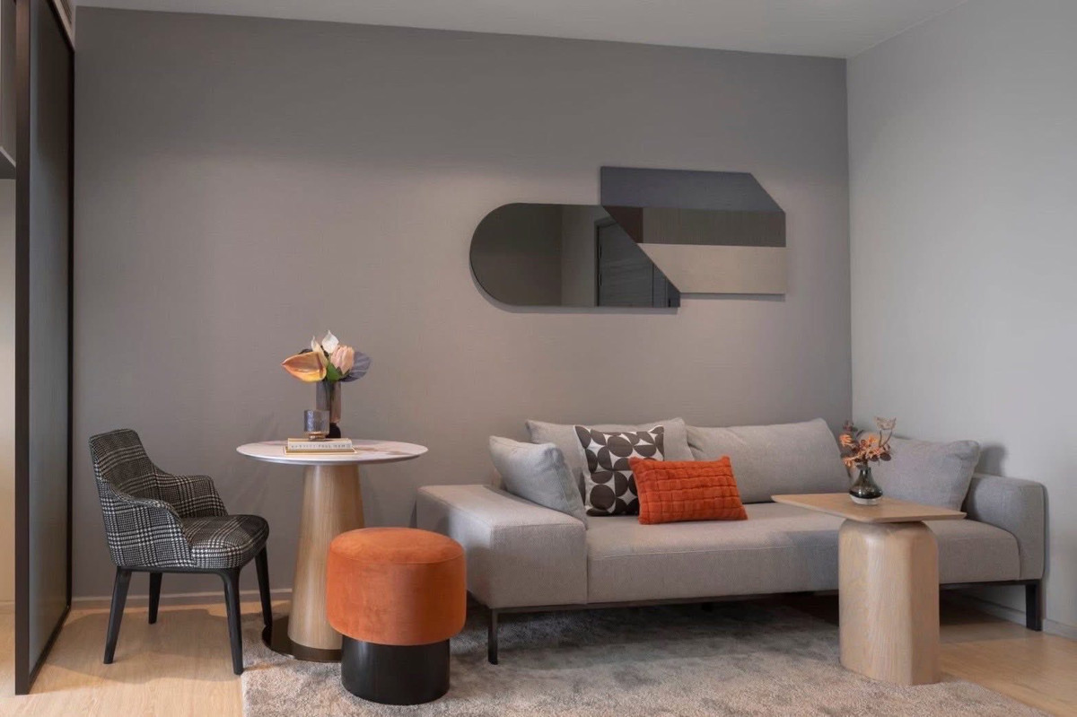 ให้เช่าคอนโดสุขุมวิท อโศก ทองหล่อ : Unit Available at The Room Sukhumvit 38