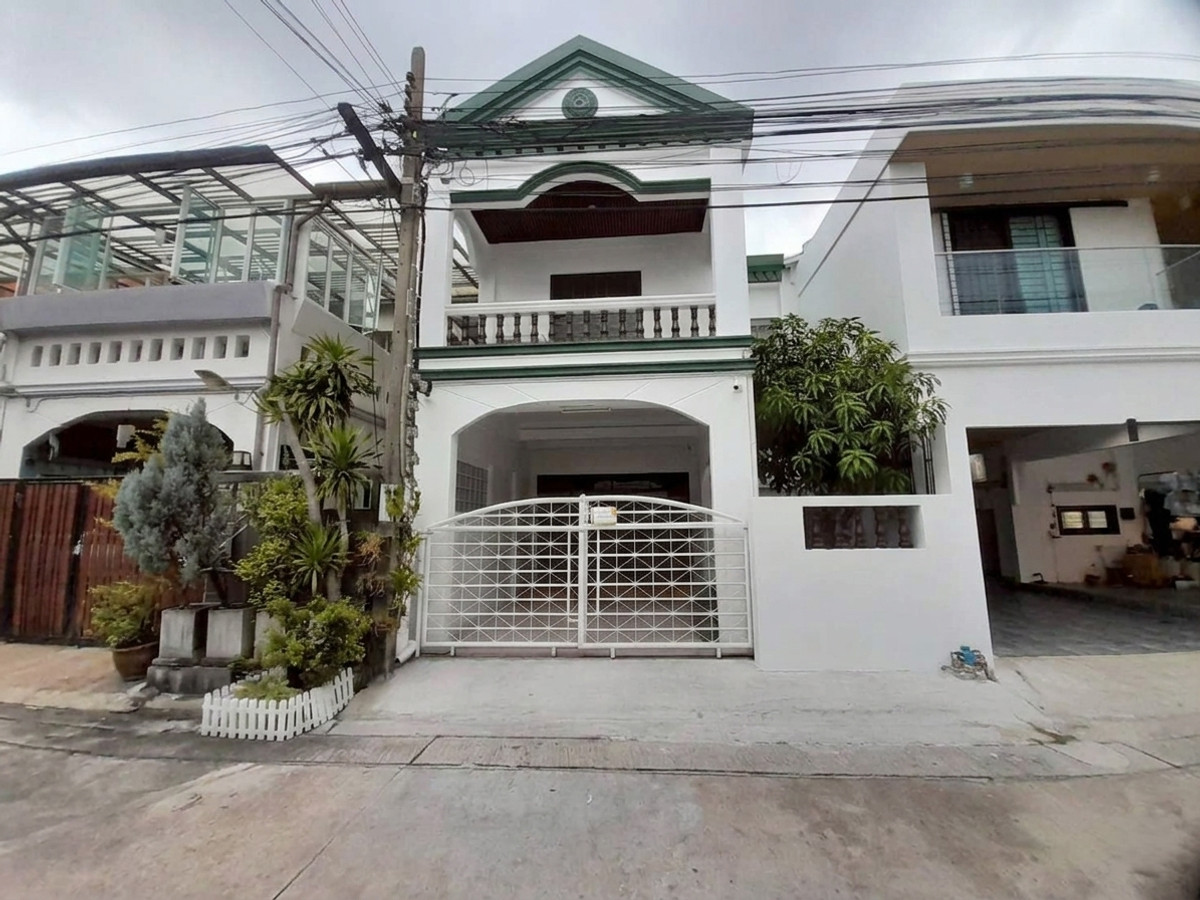 ขายทาวน์โฮมรามคำแหง หัวหมาก : ศิขริน รามคำแหง / 3 ห้องนอน (ขาย), Sikharin Ramkhamhaeng / 3 Bedrooms (FOR SALE) JANE045