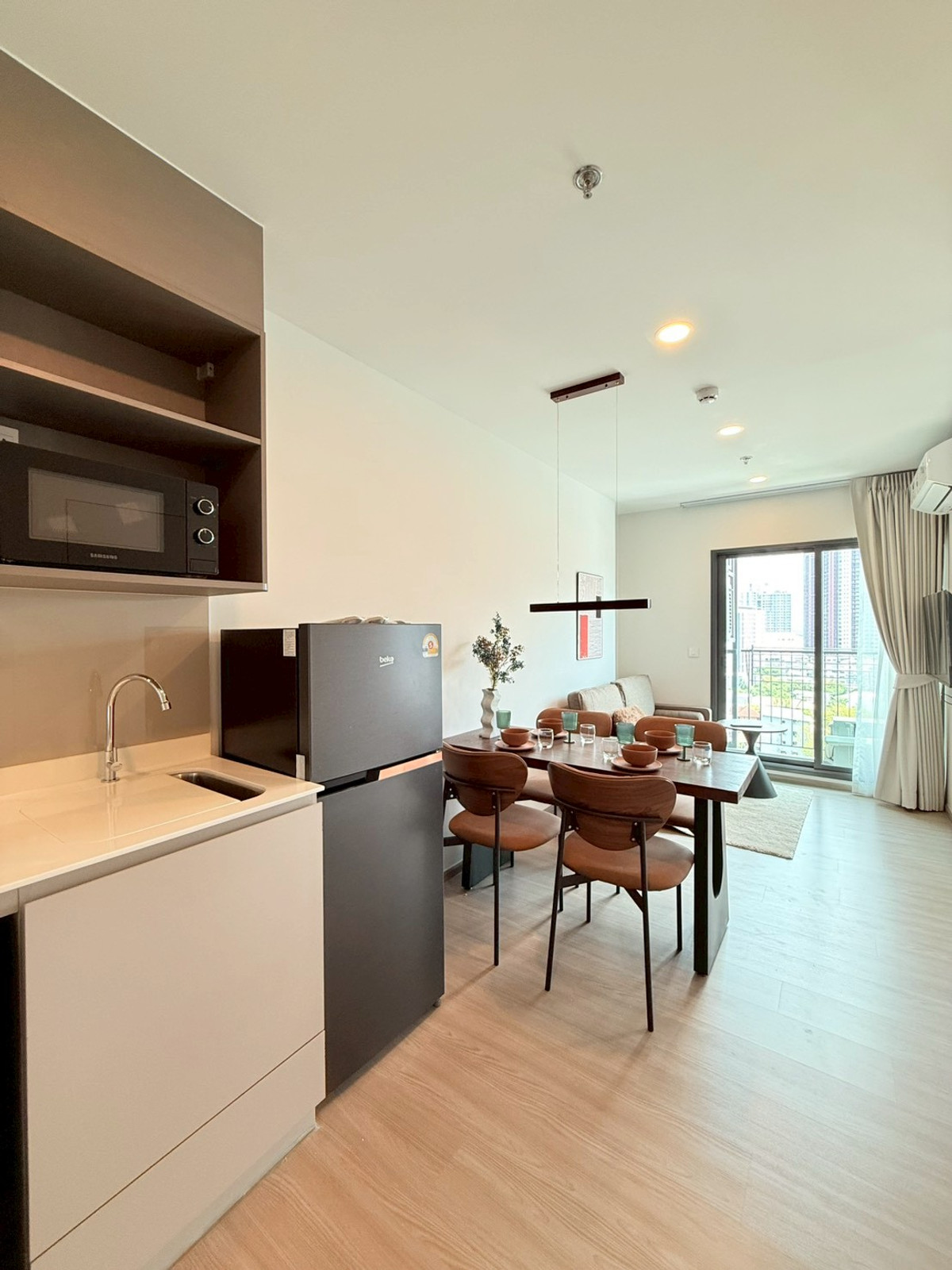 For RentCondoKhlongtoei, Kluaynamthai : 🎉🌇 Condo for Rent – High-Rise Living near BTS Ekkamai | Aspire Rama 4