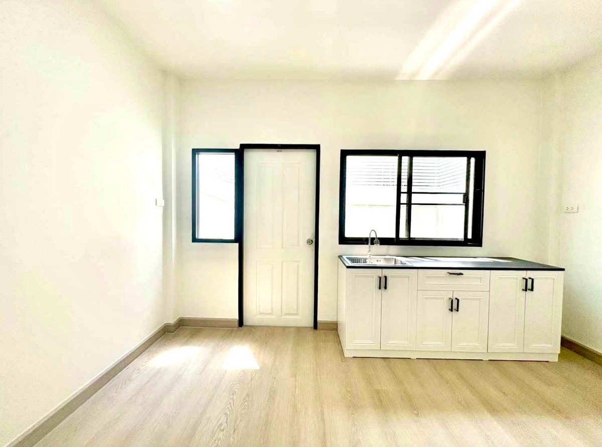 ขายทาวน์โฮมโชคชัย4 ลาดพร้าว71 : 🏡ทาวน์โฮม 2 ชั้นหมู่บ้านเกตุนุติการ์เด้น นาคนิวาส 38ขนาด 16 ตร.วา | 2 ห้องนอน 2 ห้องน้ำ | จอดรถ 1 คัน🚗