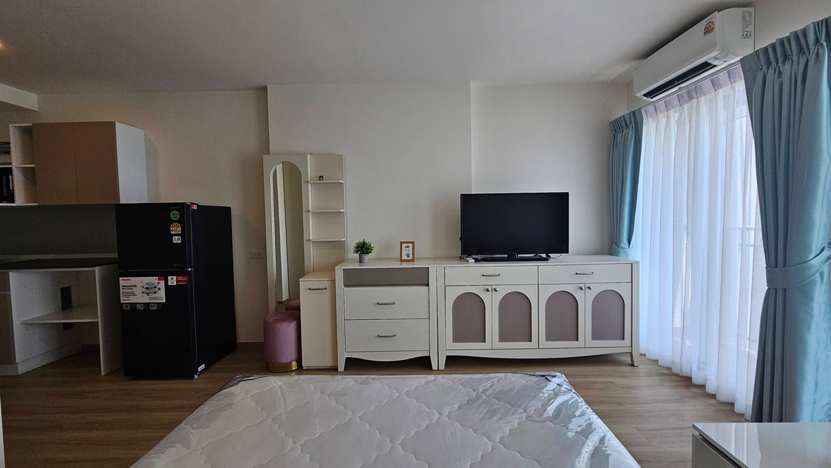 For RentCondoPinklao, Charansanitwong : ⭐️ Lumpini Ville Charan - Fai Chai ⭐️ New room, size 25 sq m., decorated, ready to move in. There is complete furniture.