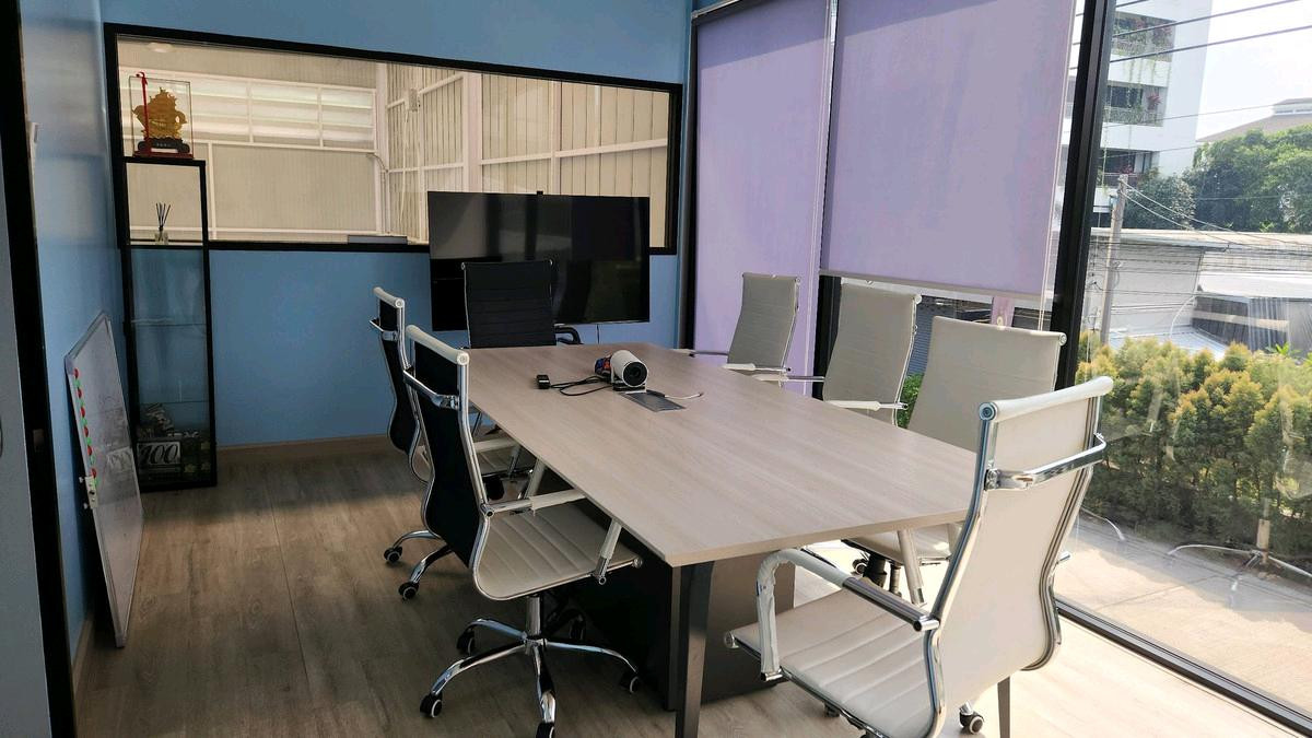 For RentShowroomRama9, Petchburi, RCA : Showroom for rent with service center, 500 sq m, Rama 9