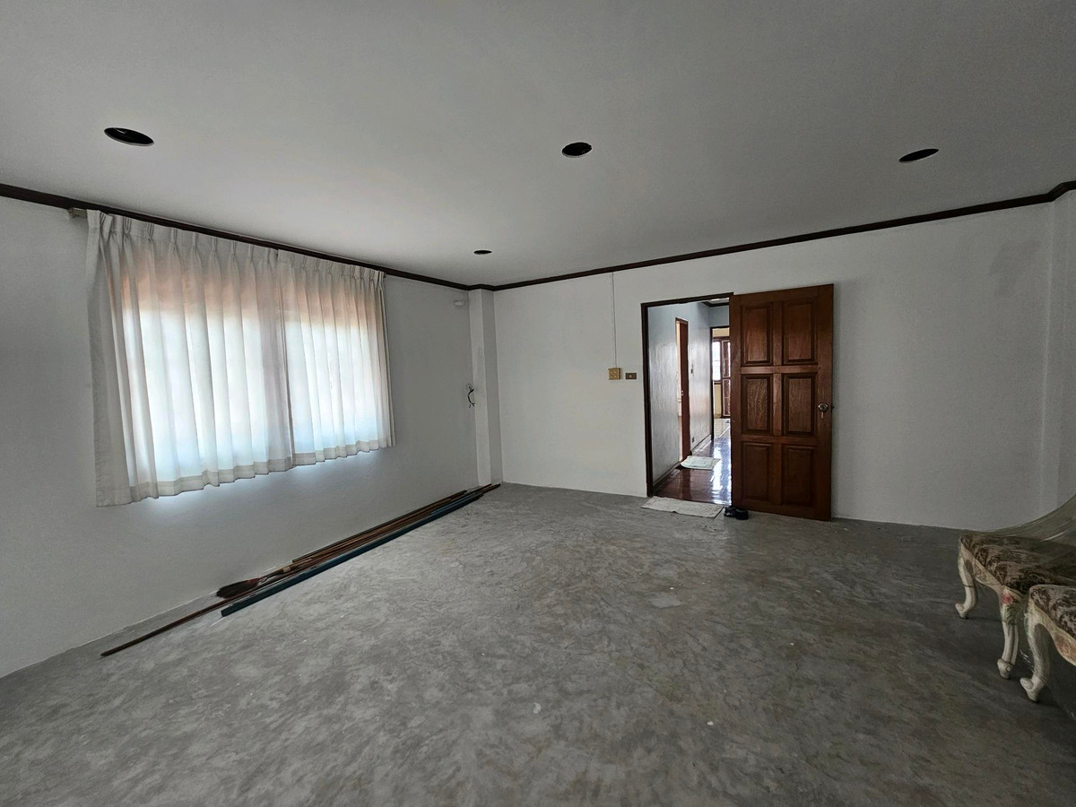 ให้เช่าอาคารพาณิชย์โชคชัย4 ลาดพร้าว71 : 📍ลาดพร้าว87แหล่งชุมชน เหมาะเปิดกิจการ+พักอาศัย ข้างตึกขึ้นป้ายโปรโมทคนเห็นเพียบ