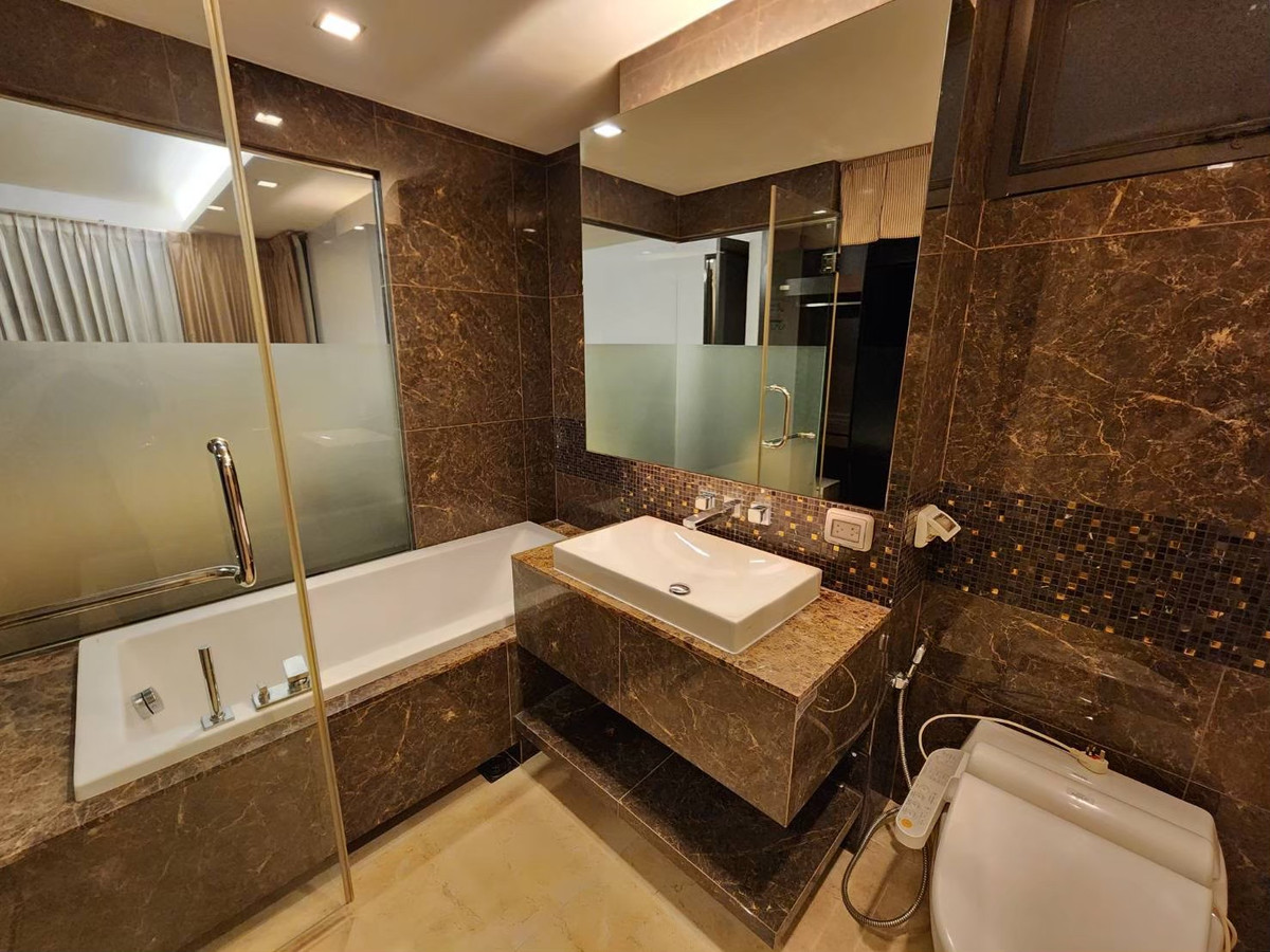 ให้เช่าคอนโดสุขุมวิท อโศก ทองหล่อ : ให้เช่าคอนโด เดอะแอดเดรส สุขุมวิท 61 ตกแต่งครบครัน (S03-2269)