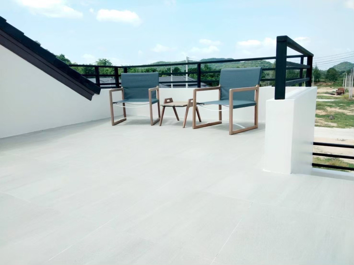 ขายหัวหิน ประจวบคีรีขันธ์ : ด่วน ขายพูลวิลล่าวิวเขาหลังมุม ราคาถูกที่สุดในโครงการ พร้อมดาดฟ้าชมวิวและสระว่ายน้ำส่วนตัว @Hua Hin Grand Hills