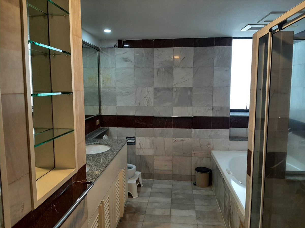 ให้เช่าคอนโดสุขุมวิท อโศก ทองหล่อ : #E324 (รหัสเดิมS2228)🎉020469 ให้เช่าคอนโด President Park