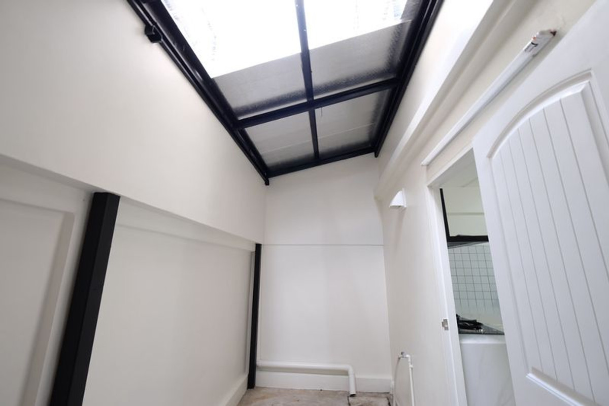 ขายทาวน์โฮมมีนบุรี-ร่มเกล้า : ทาวน์โฮม 3 ชั้น The Most สามวา-มีนบุรี ขนาด 18.6 ตารางวา 5 ห้องนอน รีโนเวทใหม่พร้อมอยู่ ถนนสามวา แขวงบางชัน เขตคลองสามวา กรุงเทพมหานคร