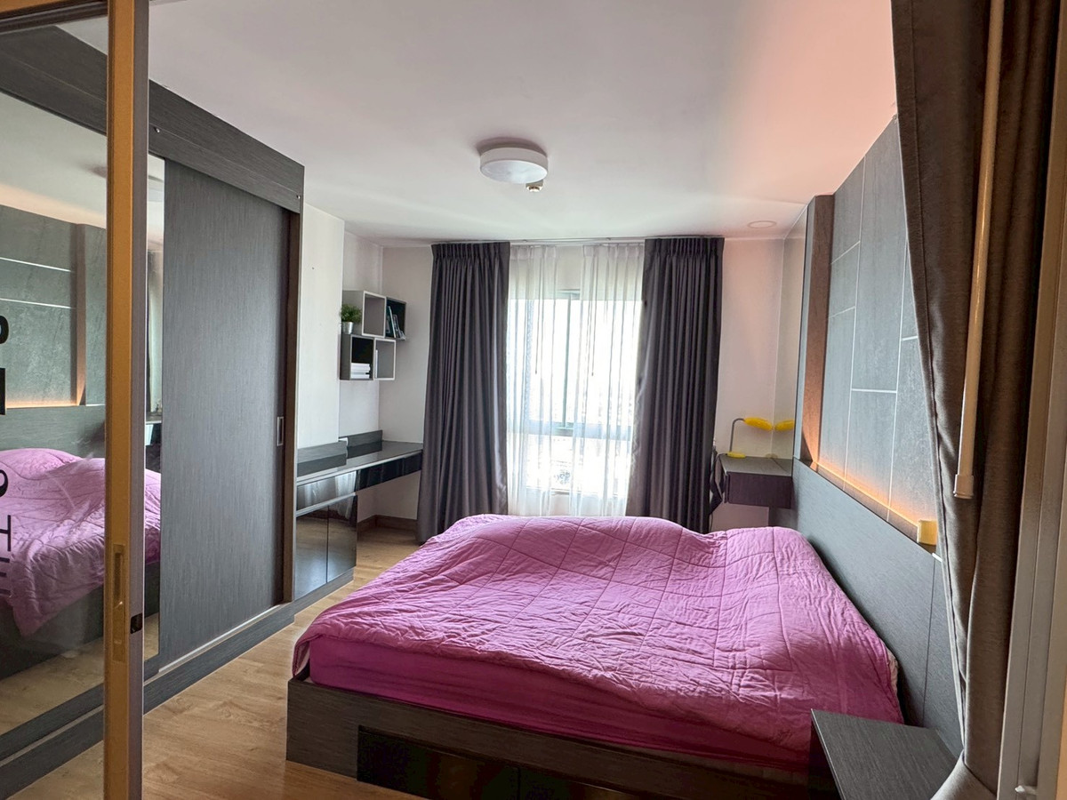 ขายคอนโดบางซื่อ วงศ์สว่าง เตาปูน : **ขายห้องพร้อมอยู่ แต่งครบสภาพใหม่!! Supalai Veranda Ratchavipha-Prachachuen 1Bedroom พื้นที่ 44 ตร.ม. ชั้น 28 อาคาร Center วิวสระว่ายน้ำ สนใจ LINE: @pattydavil555