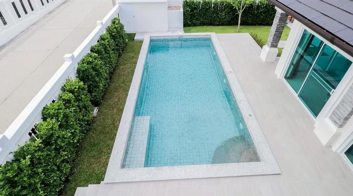 ขายหัวหิน ประจวบคีรีขันธ์ : ด่วน ขายพูลวิลล่าวิวเขาหลังมุม ราคาถูกที่สุดในโครงการ พร้อมดาดฟ้าชมวิวและสระว่ายน้ำส่วนตัว @Hua Hin Grand Hills