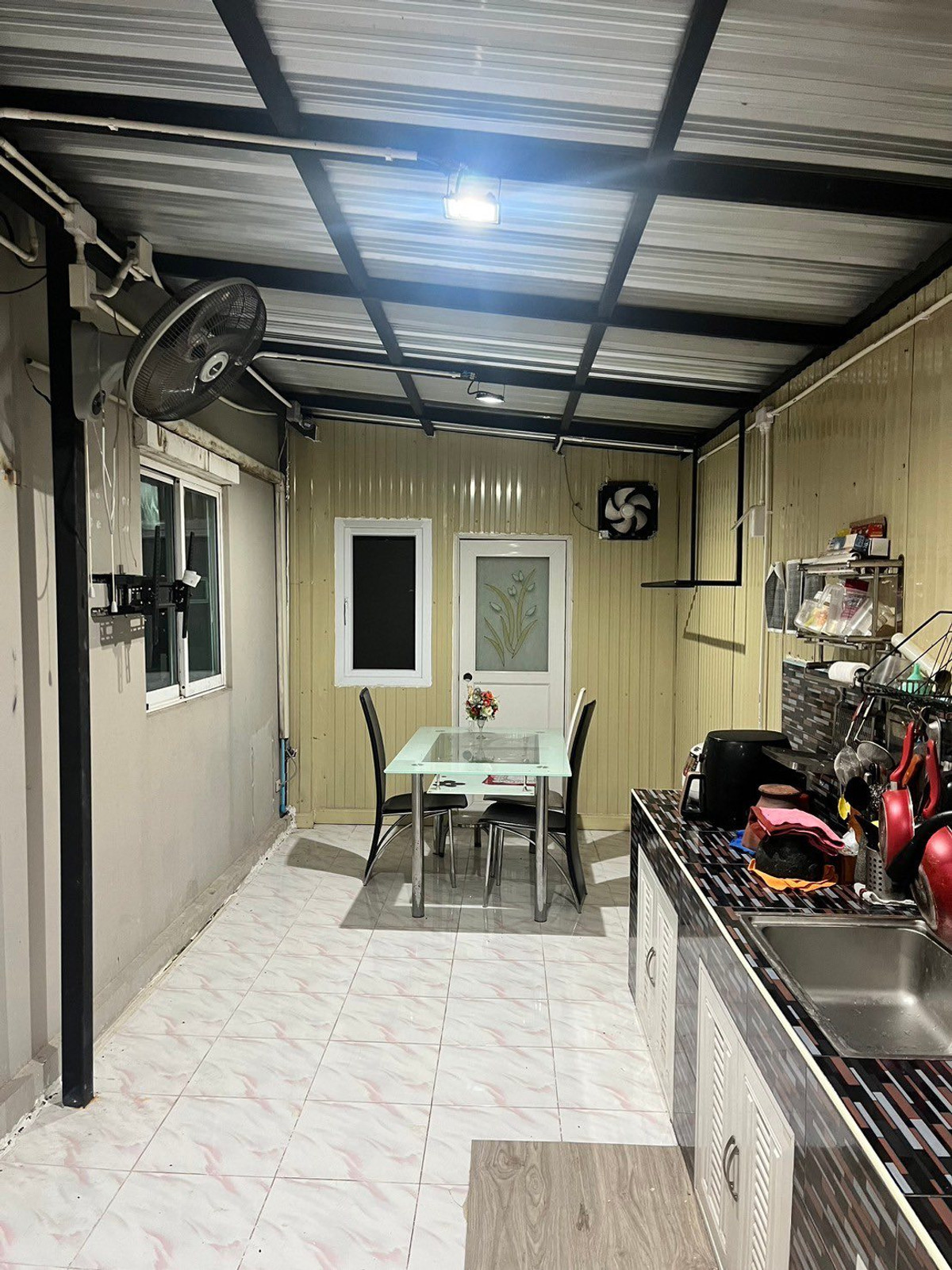 ขายบ้านลาดกระบัง สุวรรณภูมิ : เดอะ แพลนท์ พระราม 9 - วงแหวน 2 / 3 ห้องนอน (ขาย), The Plant Rama 9 - Wongwaen 2 / 3 Bedrooms (FOR SALE) BZD176