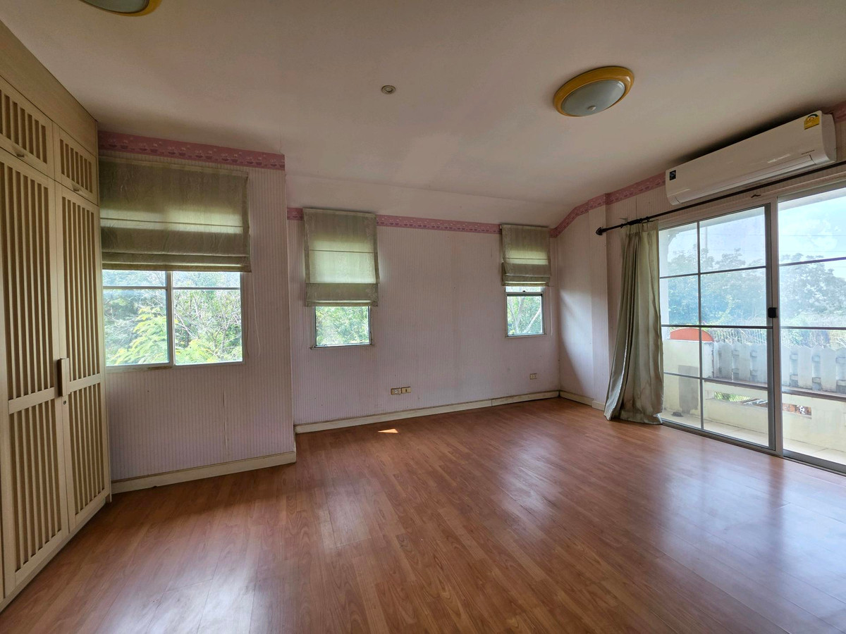 For SaleHousePathum Thani,Rangsit, Thammasat : 2-storey detached house for sale, 55 sq m, Chaiyaphruek Village 2, Tiwanon - Wongwaen, get a corner house, best price.