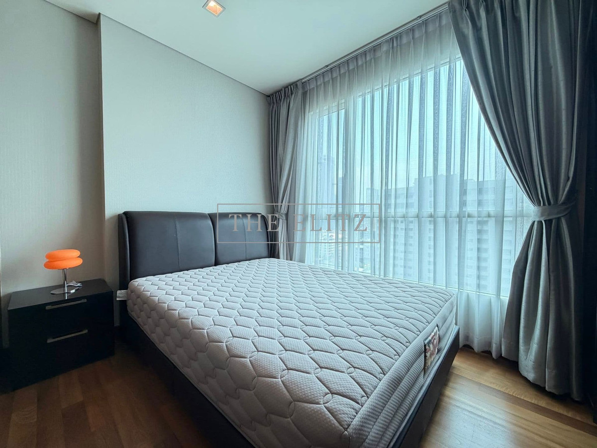 For RentCondoSukhumvit, Asoke, Thonglor : ✨ Turn a condo into a valuable asset in the heart of the CBD ✨ IVY Thonglor, location near J Avenue on a truly affordable budget.