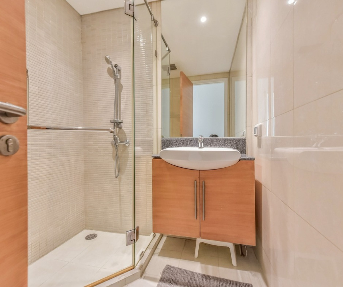 For RentCondoSukhumvit, Asoke, Thonglor : Fullerton Sukhumvit Condominium Luxury 2 Bedrooms for Rent