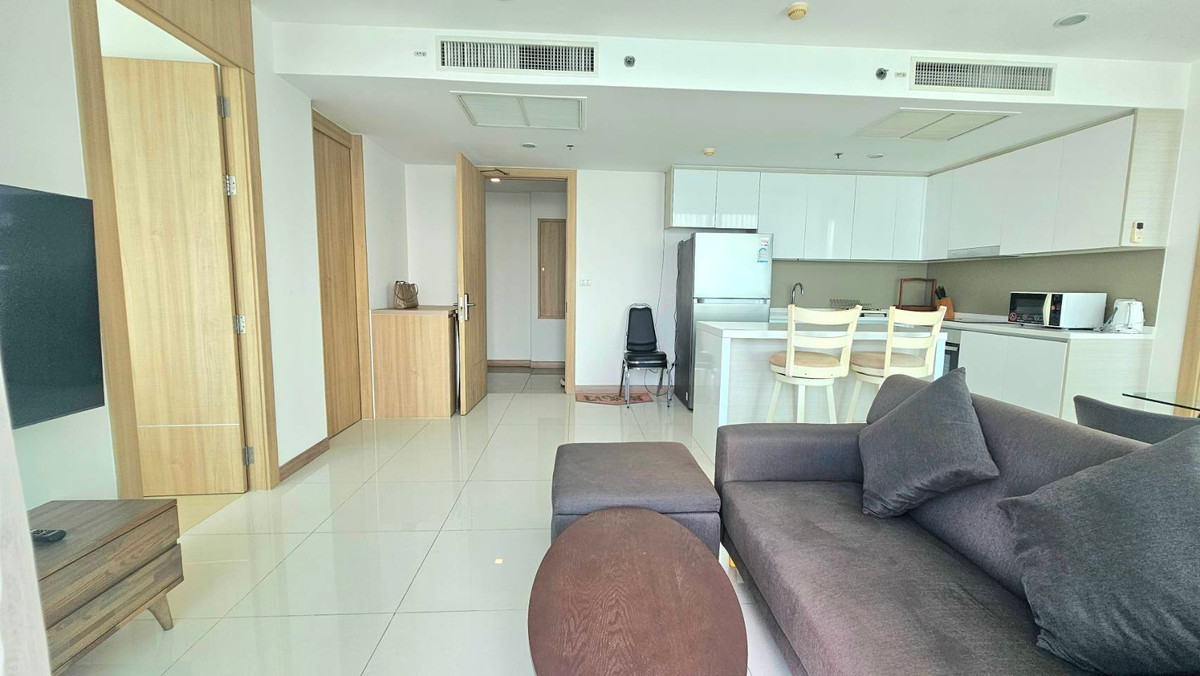 ให้เช่าคอนโดพัทยา บางแสน ชลบุรี สัตหีบ : ให้เช่าเดอะริเวียร่าวงศ์อมาตย์บีช 50,000 บาท/เดือน | 2 ห้องนอน 2 ห้องน้ำ | 70 ตรม. | วิวทะเล | 37 ชั้น