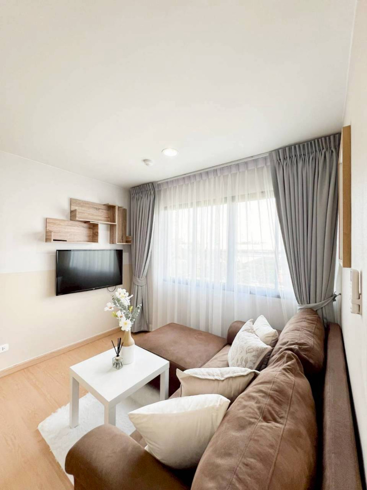 ให้เช่าคอนโดบางนา แบริ่ง ลาซาล : 🏡 ให้เช่าคอนโด บี-ลอฟท์ สุขุมวิท 109