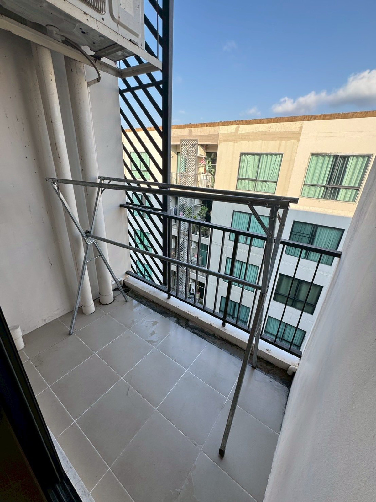 ขายคอนโดสมุทรปราการ สำโรง : 🔥 ต่ำกว่า 2 ล้าน! คอนโดสุขุมวิท ใกล้ BTS หายากมาก LESTO SUKHUMVIT 113  โทร.063-6165390