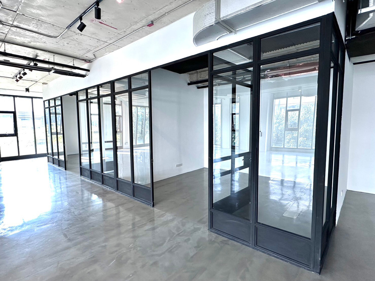 ให้เช่าสำนักงานราชเทวี พญาไท : ให้เช่า อาคารสำนักงาน Low rise มีความเป็นส่วนตัว ร่มรื่น ปลอดภัย เดินทางสะดวก ใกล้ BTS อารีย์