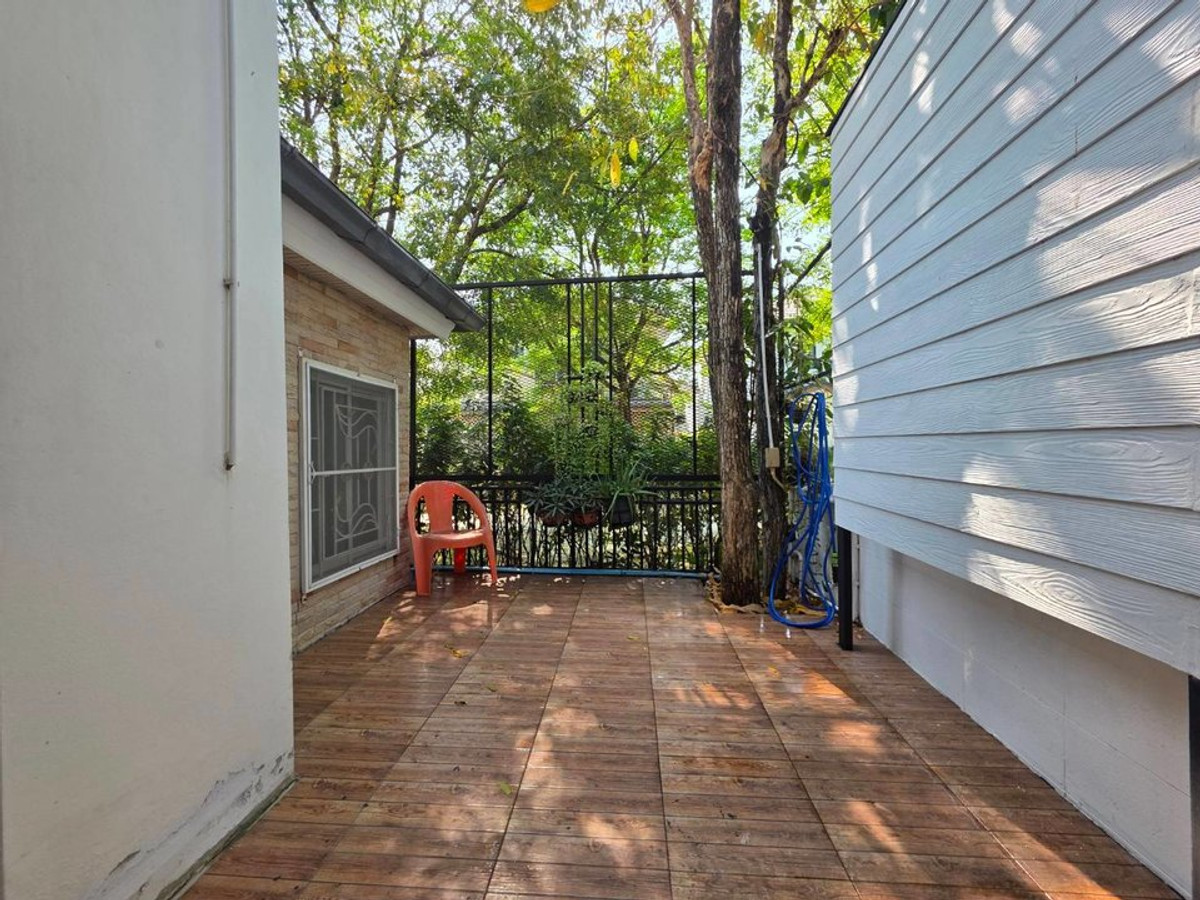 For SaleHouseNawamin, Ramindra : Single house for sale, Neighbor Home Village, Watcharapol, Sukhaphiban 5, garden view, beautiful house condition, ready to move in.