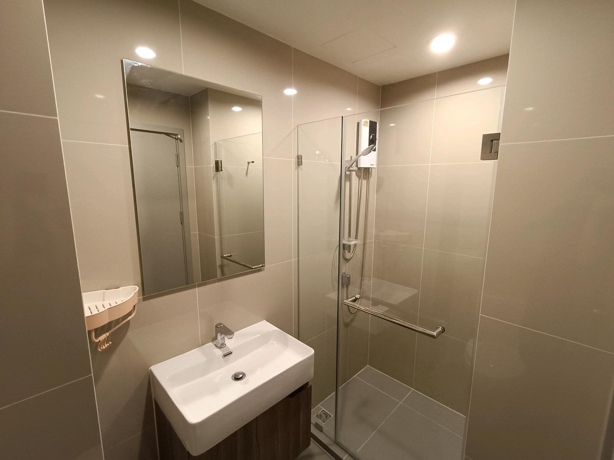 For RentCondoSeri Thai, Ramkhamhaeng Nida : double sofa studio