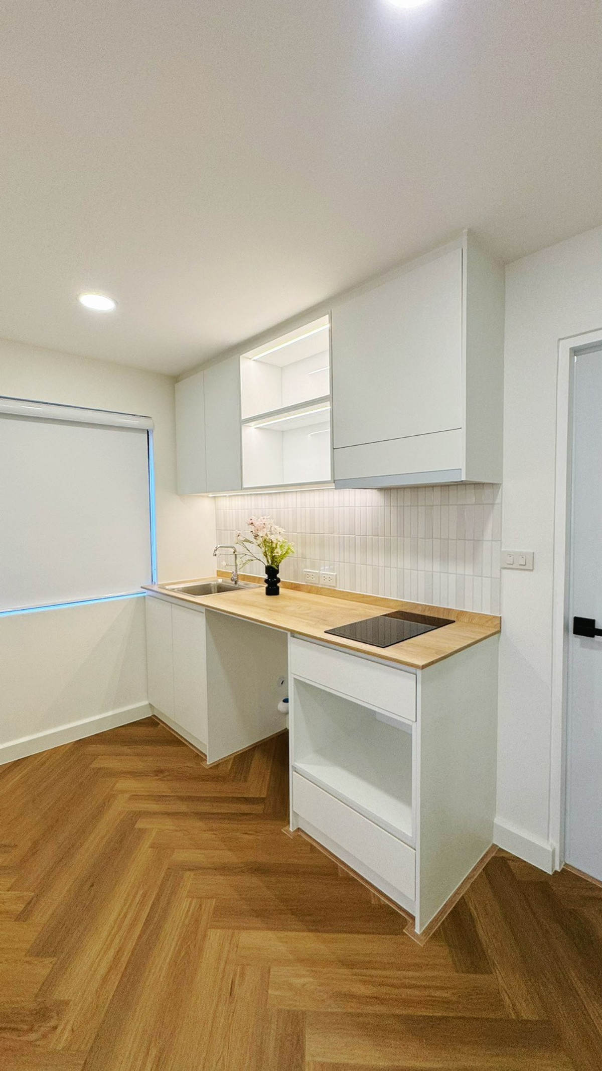 ขายคอนโดรัชดา ห้วยขวาง : ขาย คอนโด2นอน ห้องใหญ่62ตร.ม. รีโนเวทPremium ใหม่ เลี้ยงสัตว์ได้! ย่านห้วยขวาง-เหม๋งจ๋าย-รามอินทรา พร้อมอยู่ นัดชมเลย 084-976-1441