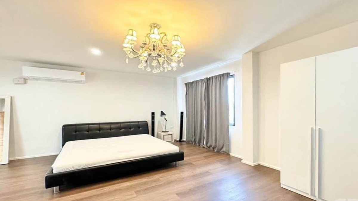 ขายบ้านวงเวียนใหญ่ เจริญนคร : บ้านเดี่ยว เจริญนคร ใกล้ IconSiam / 6 ห้องนอน (ขาย), Detached House Charoennakorn near IconSiam / 6 Bedrooms (FOR SALE) AOM081