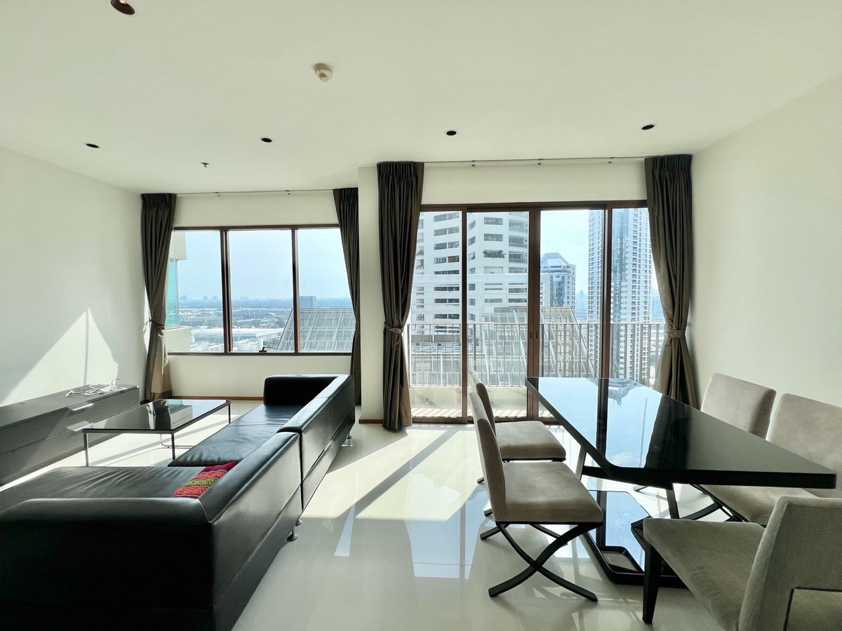 ขายคอนโดสุขุมวิท อโศก ทองหล่อ : 𝐅𝐨𝐫 Sale   : The Emporio Place 2Bed3Bath 102sqm high floor good price