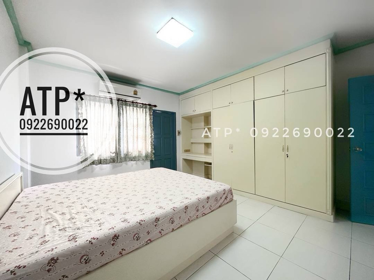 ให้เช่าทาวน์โฮมรามคำแหง หัวหมาก : **เช่า** บ้านทาวน์เฮ้าส์พร้อมเข้าอยู่ 27ตรว/3ชั้น/5นอน/3น้ำ/โถง+ครัว/5แอร์/2จอดรถ/เฟอร์ครบ @ รามคำแหง (หัวหมาก-หลังราม)