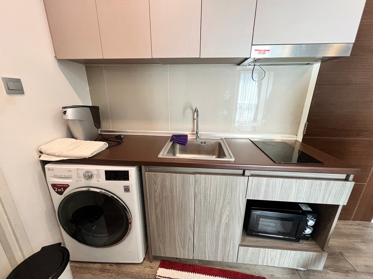 For RentCondoRatchadapisek, Huaikwang, Suttisan : 🏢 Condo for rent: Brown Ratchada 32 (Brown Ratchada 32) Property Code | 📌LNP-C6683