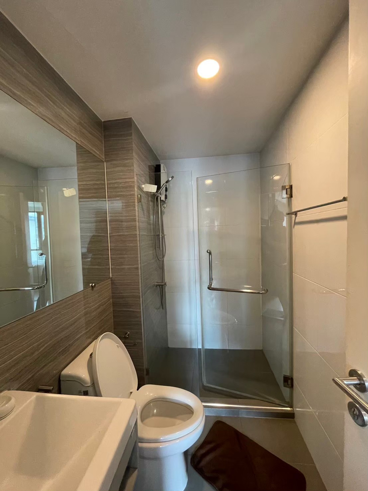 For RentCondoVipawadee, Don Mueang, Lak Si : Knightsbridge Phahonyothin - Interchange, 1 bedroom, 1 bathroom, size 35 sq m, Building B, 8th floor, rental price 14000 baht per month.