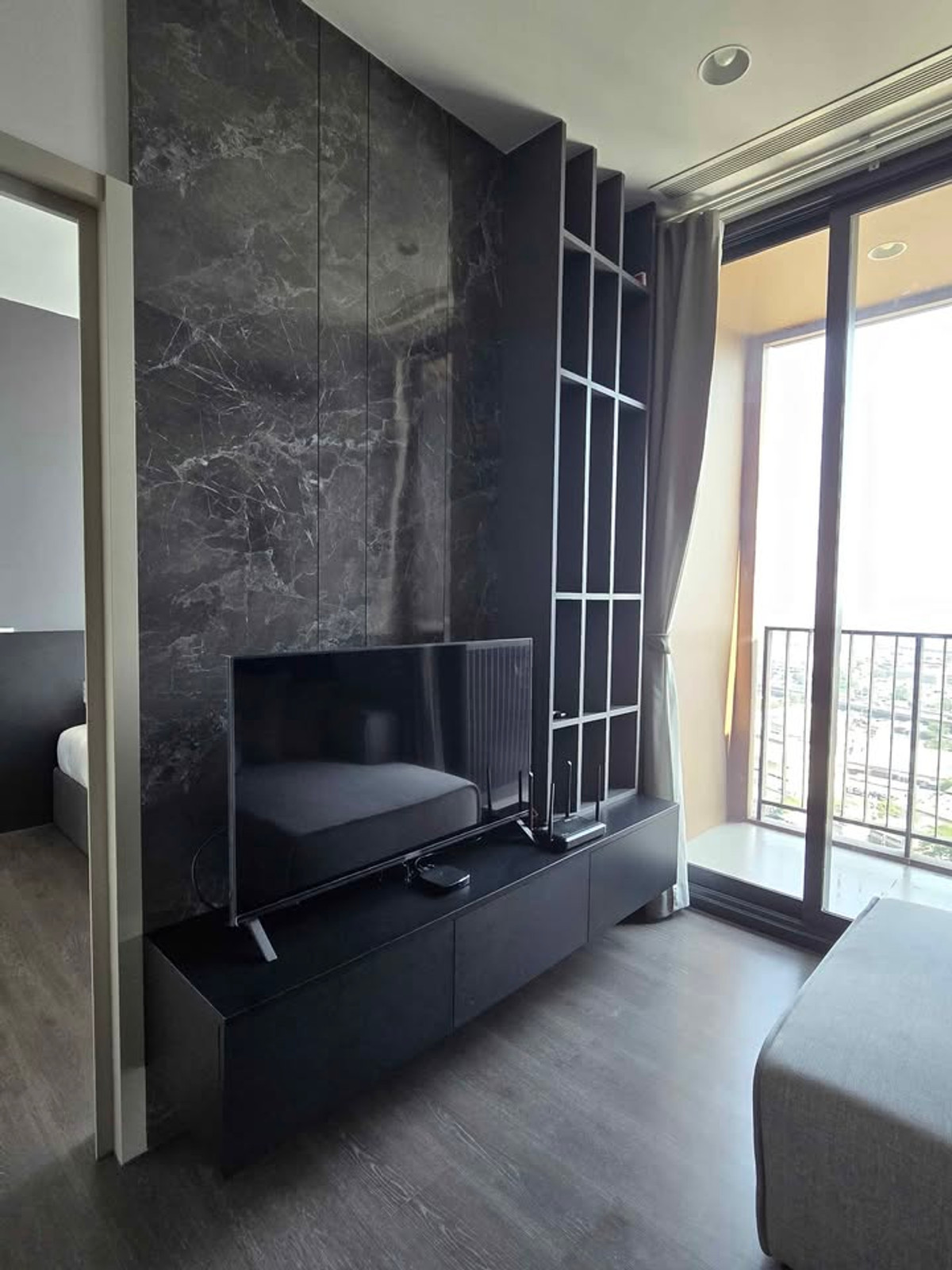 ขายคอนโดสุขุมวิท อโศก ทองหล่อ : ขายคอนโด  OKA HAUS Sukhumvit 36 ราคา 6,890,000 บาท [NCs260312]