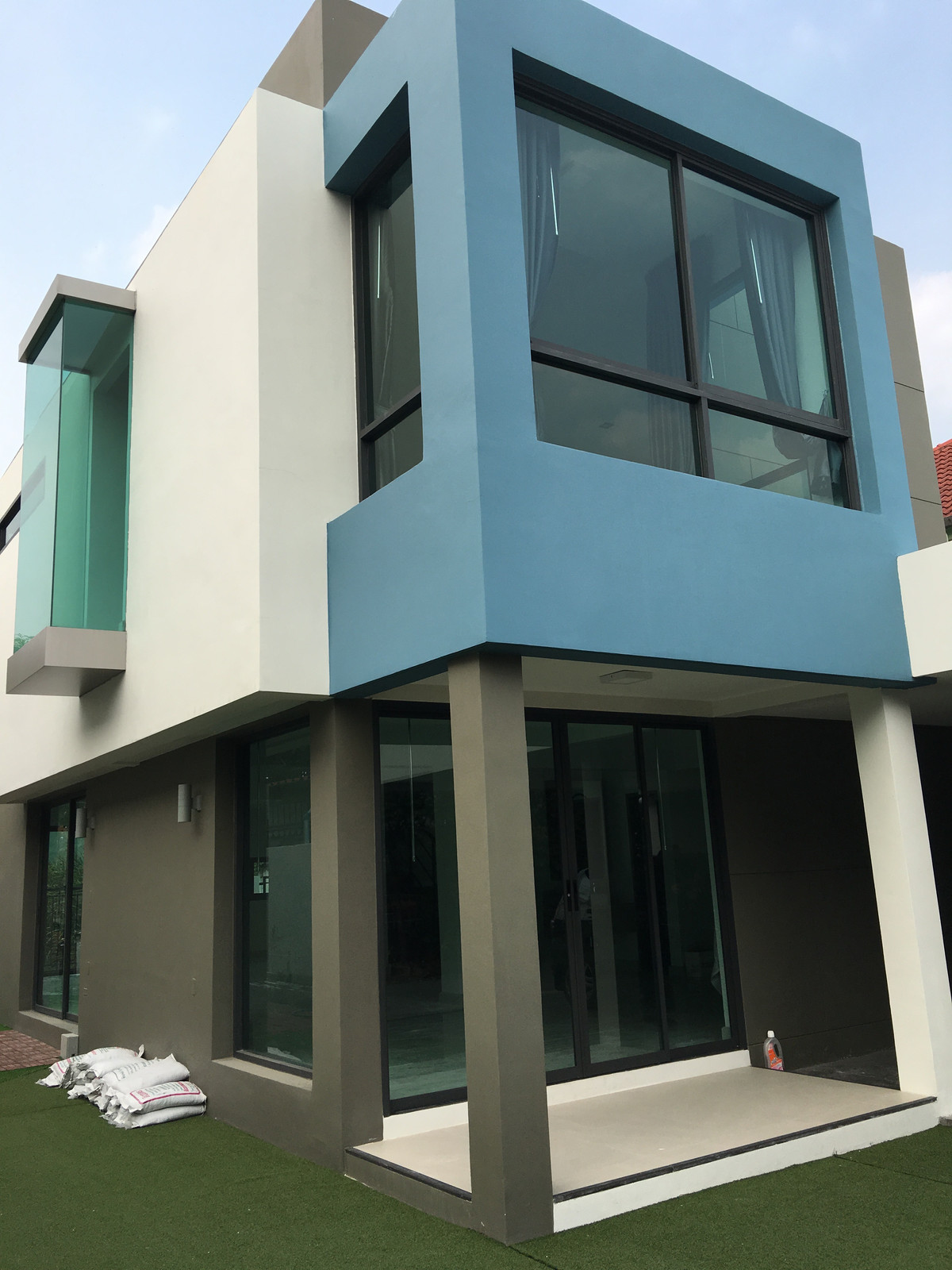 For SaleHouseKaset Nawamin,Ladplakao : Maneeya Village / 2 bedrooms (sold with tenant), Maneeya Village / 2 Bedrooms (FOR SALE) MNT006