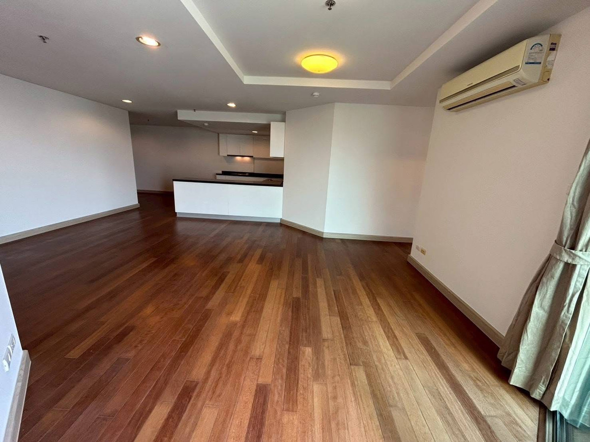For SaleCondoRama9, Petchburi, RCA : Urgent sale! Belle Grand Rama 9, large room 100 sq m, 2 bedrooms, high floor, beautiful view, 9.49 million baht [NCs260402]