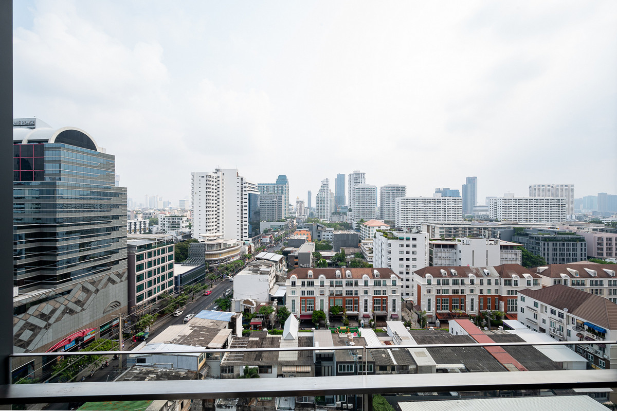 For RentCondoSukhumvit, Asoke, Thonglor : 🔥𝘽𝙀𝙎𝙏 𝘿𝙀𝘼𝙇🔥 𝗞𝗛𝗨𝗡 𝗯𝘆 𝗬𝗢𝗢 Fully furnished Branded Residences in the heart of Thonglor by Sansiri