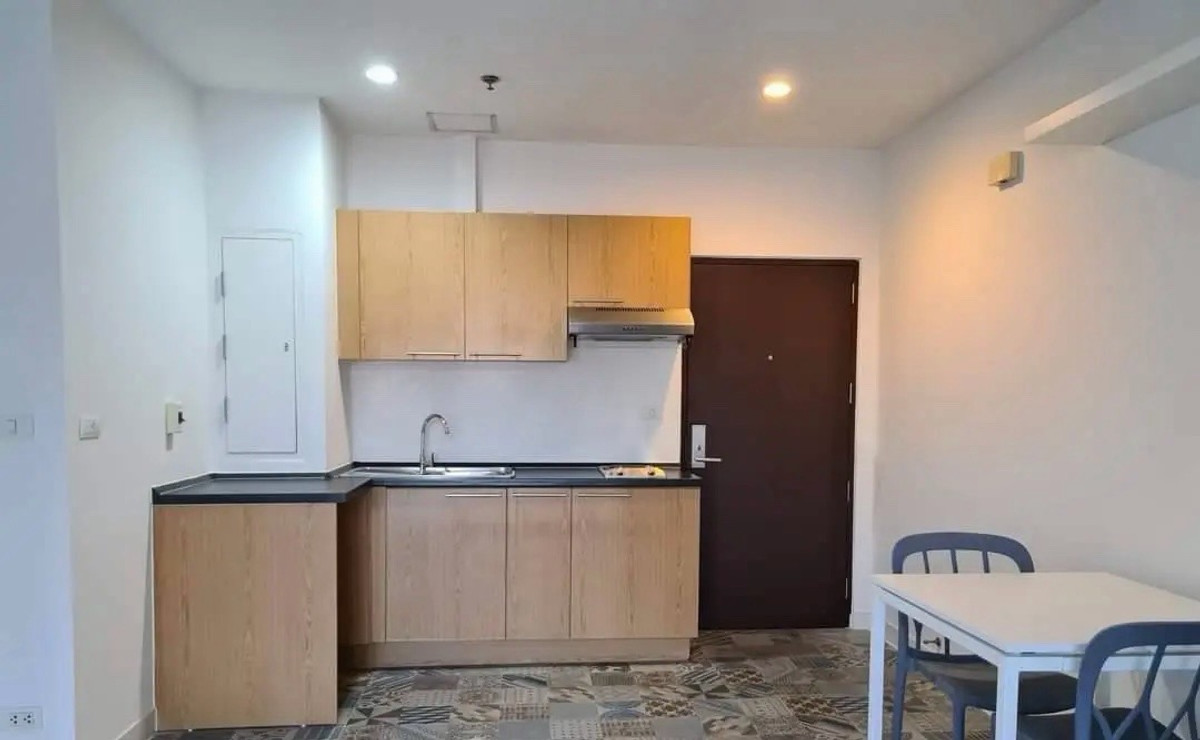 For RentCondoOnnut, Udomsuk : 🏢 Vista Garden Condominium, spacious room, nice to live in.