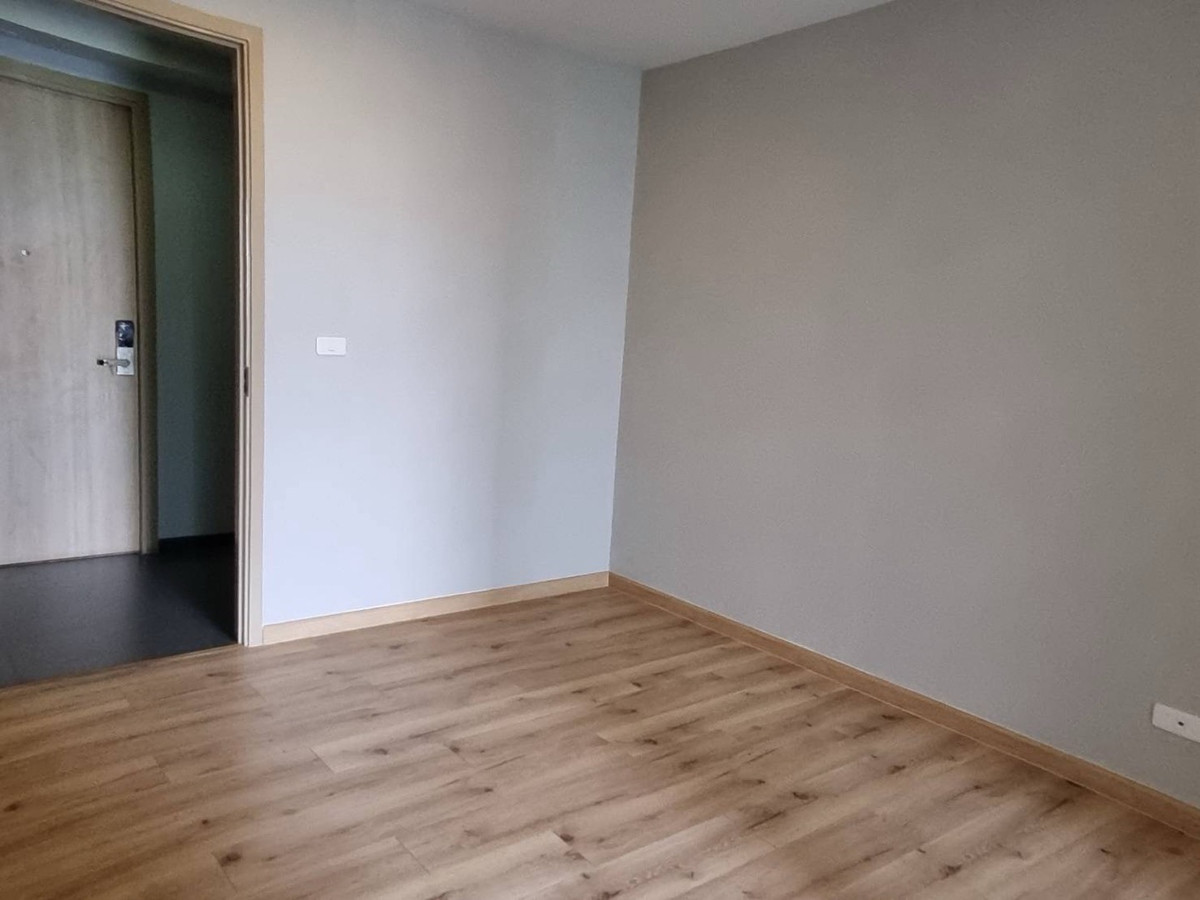 ขายคอนโดปิ่นเกล้า จรัญสนิทวงศ์ : ห้องใหม่ไม่เคยเข้าอยู่ติดรถไฟฟ้า สิรินธร