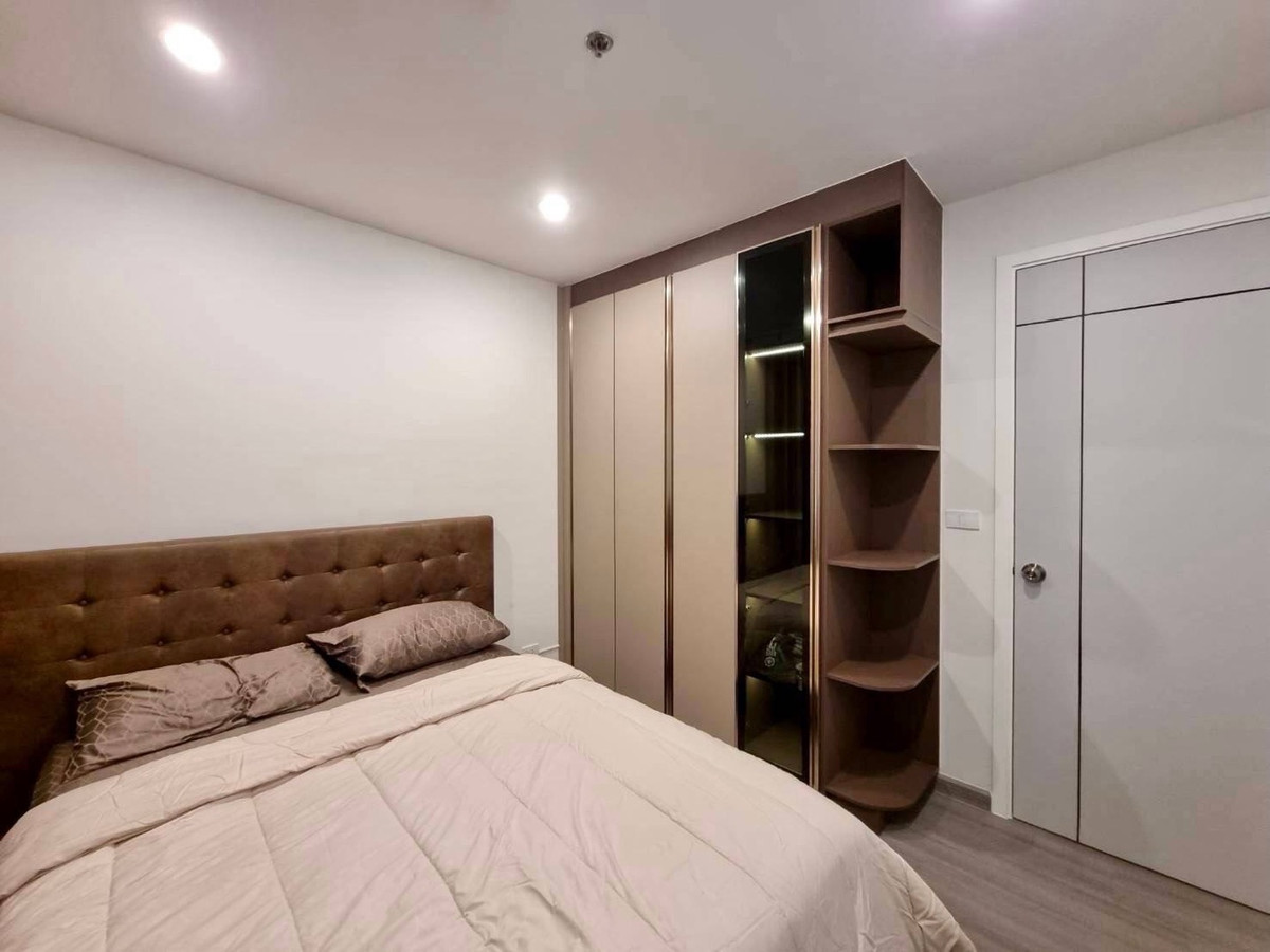 For RentCondoPinklao, Charansanitwong : 🌿Looking for tenants in advance🌈18th floor, 30.5 sq m.🌥️Beautiful built-in room