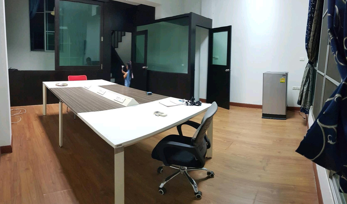 ขายทาวน์โฮมโชคชัย4 ลาดพร้าว71 : Baan Klang Muang Ladprao 71 (บ้านกลางเมืองลาดพร้าว 71)