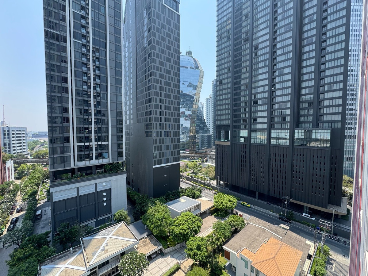 ขายคอนโดสุขุมวิท อโศก ทองหล่อ : 🔥 ขายด่วน! คอนโดทำเลทอง “ทองหล่อ” ราคาดี น่าลงทุน 🔥 Culture Thonglor  
🛏️ Studio 26sq.m. 3.99mb. 
📞Phat 064-642-8664