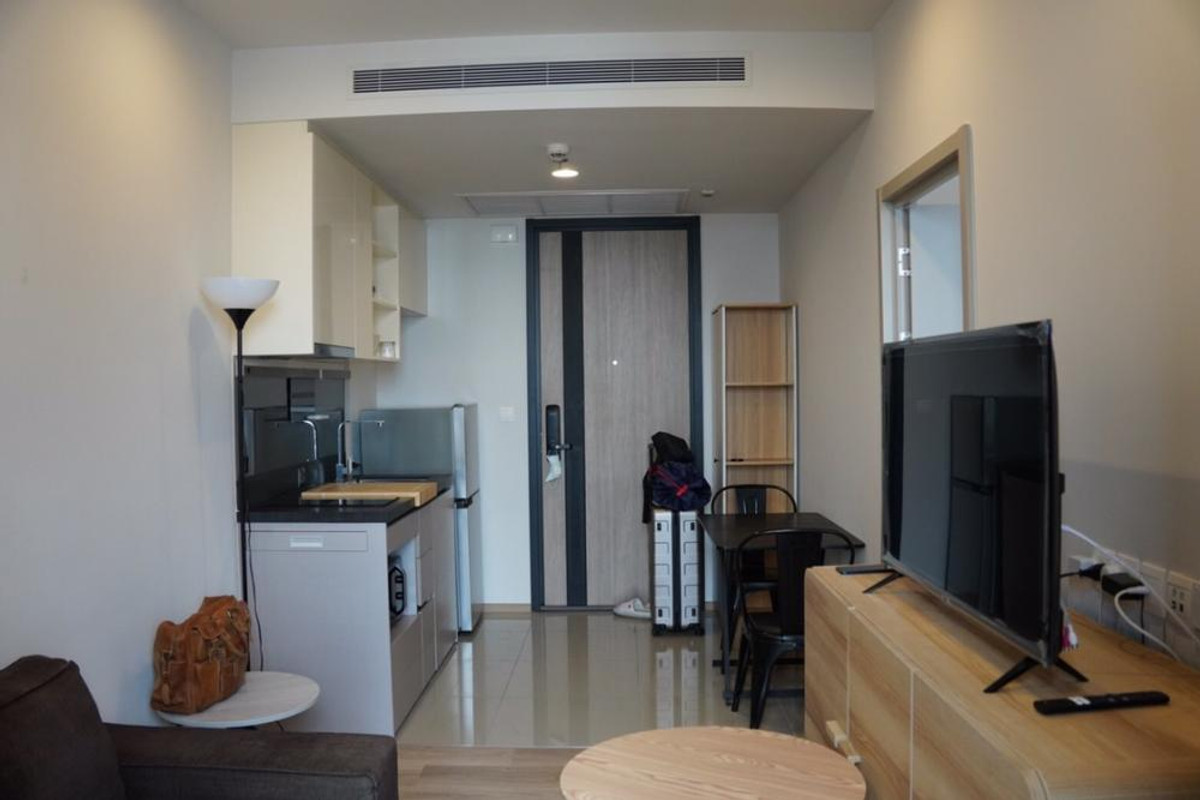 For RentCondoSukhumvit, Asoke, Thonglor : !! Beautiful room for rent, Condo Oka Huas Sukhumvit 36, near BTS Thonglor.